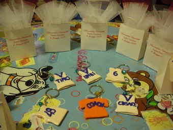 canotte basket in fimo (portachiavi)