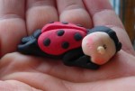 bimbo coccinella in fimo